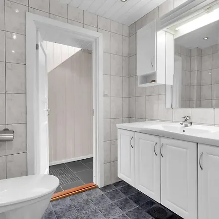 Vakantiehuis Hjem I Tromso *